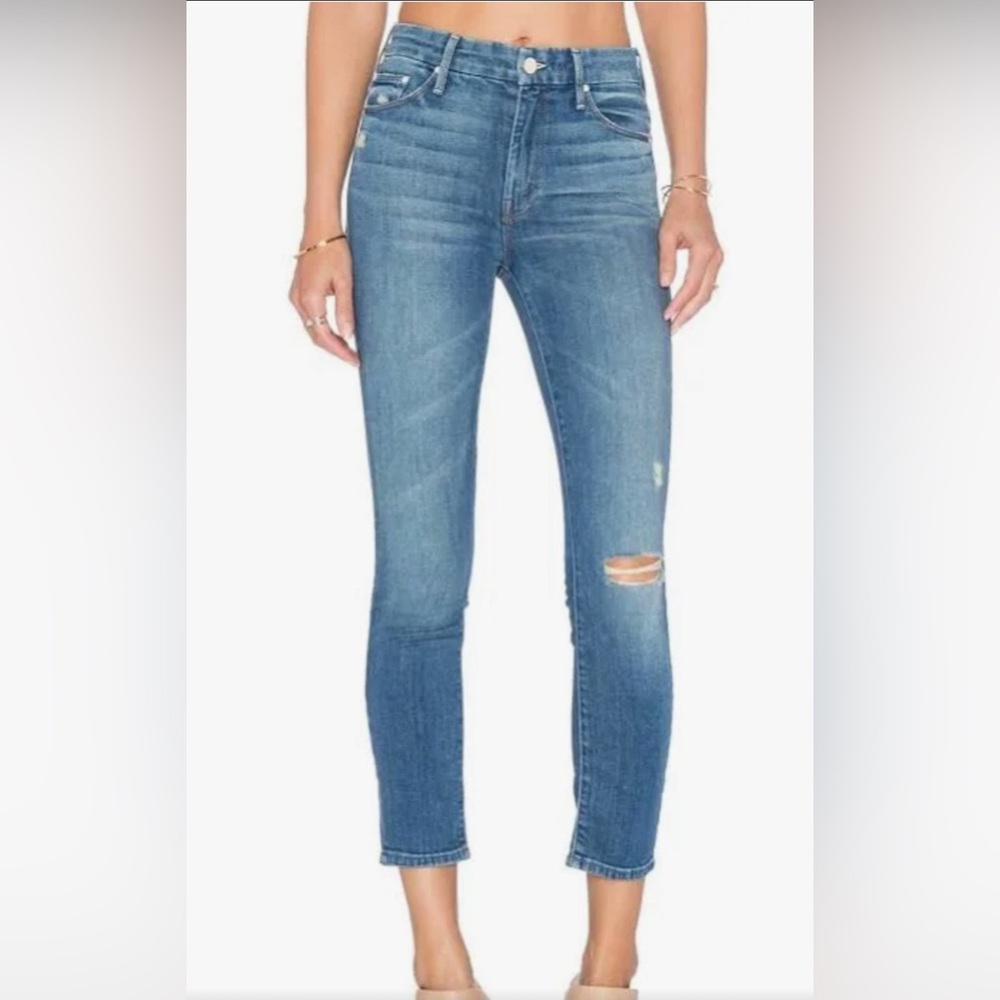 MOTHER High Waisted Looker Ankle Fray in Skipping Stones - 28